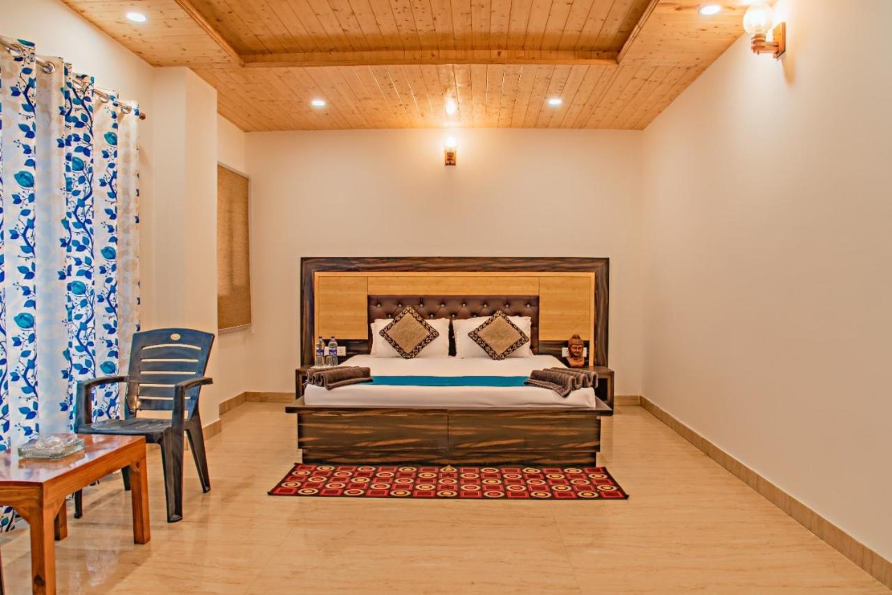 Himalyan Basera I Pvt Balcony I Serviced Apt I By Exotic Stays Касаули Екстериор снимка
