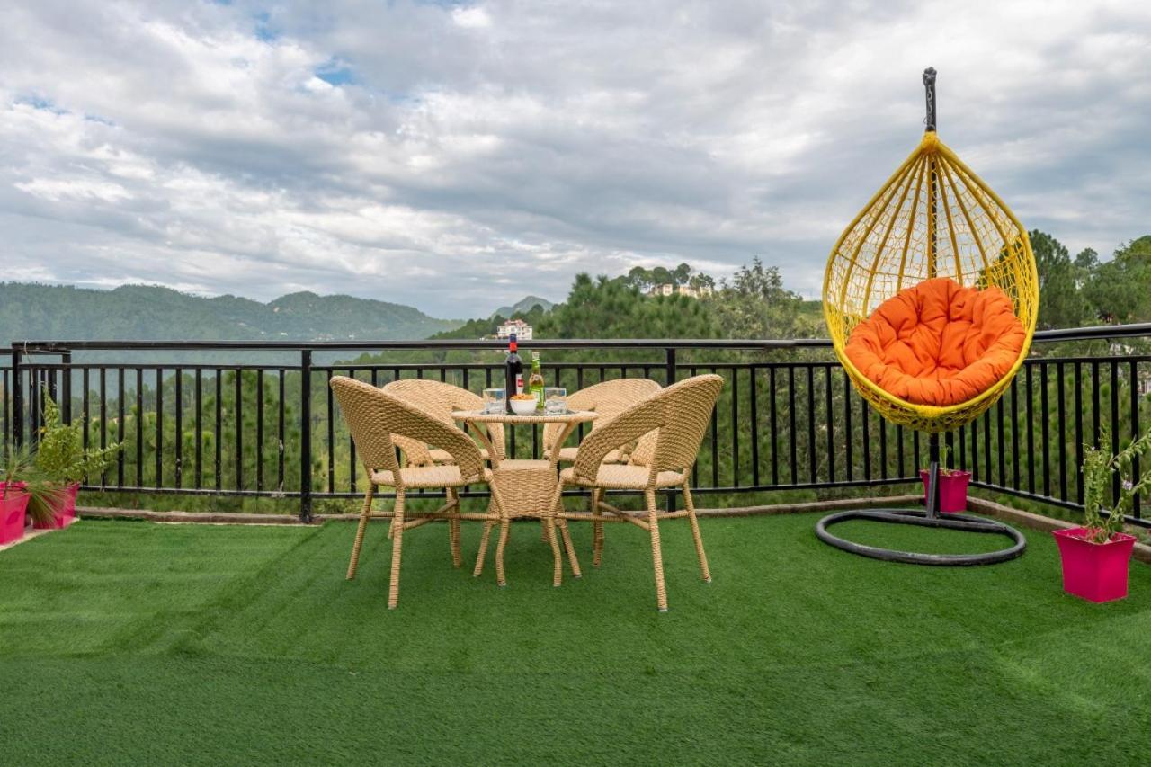 Himalyan Basera I Pvt Balcony I Serviced Apt I By Exotic Stays Касаули Екстериор снимка