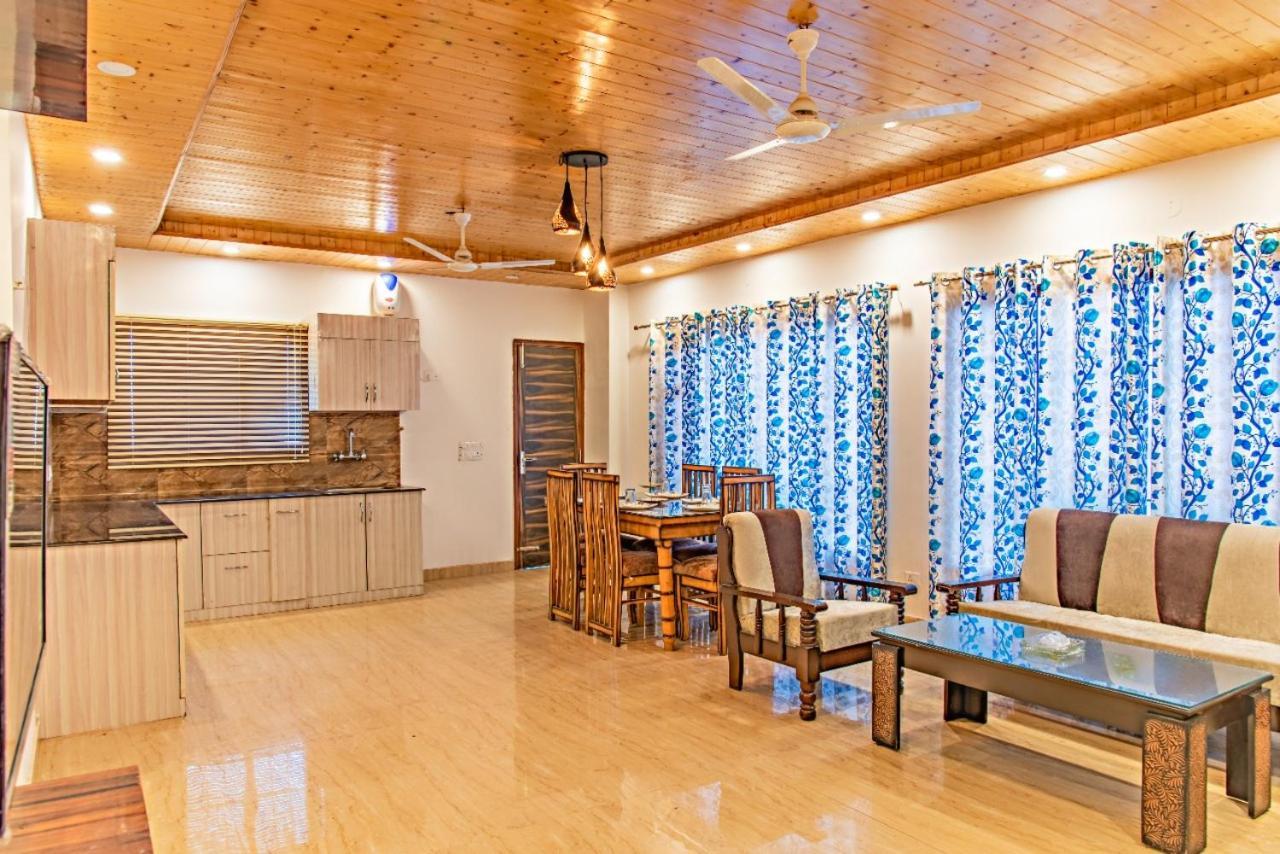 Himalyan Basera I Pvt Balcony I Serviced Apt I By Exotic Stays Касаули Екстериор снимка